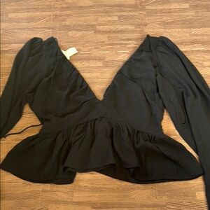 H&M BLACK V-NECK BLOUSE SIZE XS